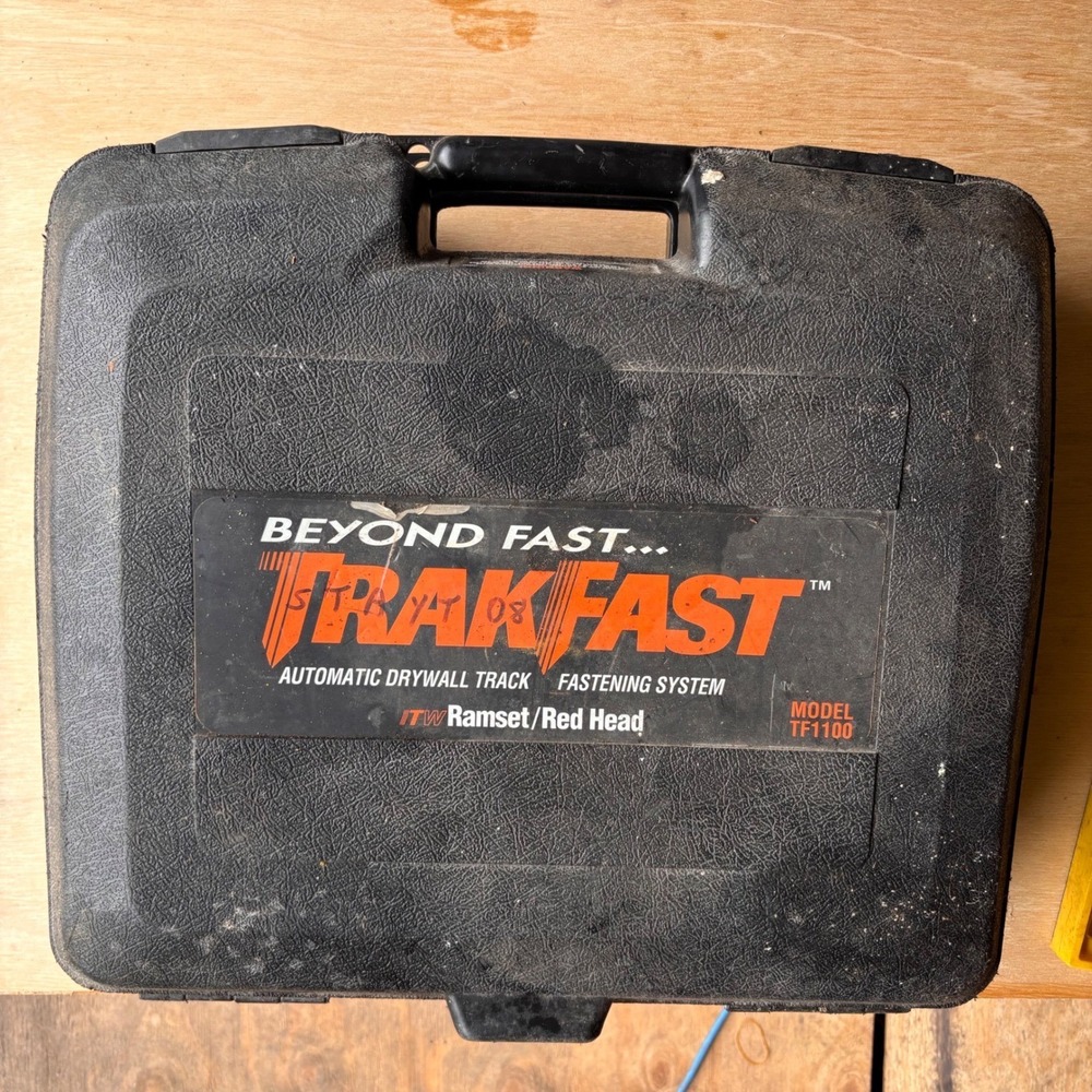 Ramset TrakFast TF1100 Gas Powered Cordless Drywall Track Fastener Tool Kit